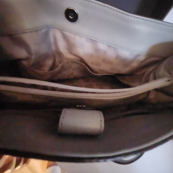 Micheal Kors Bag - Picture 8 of 13